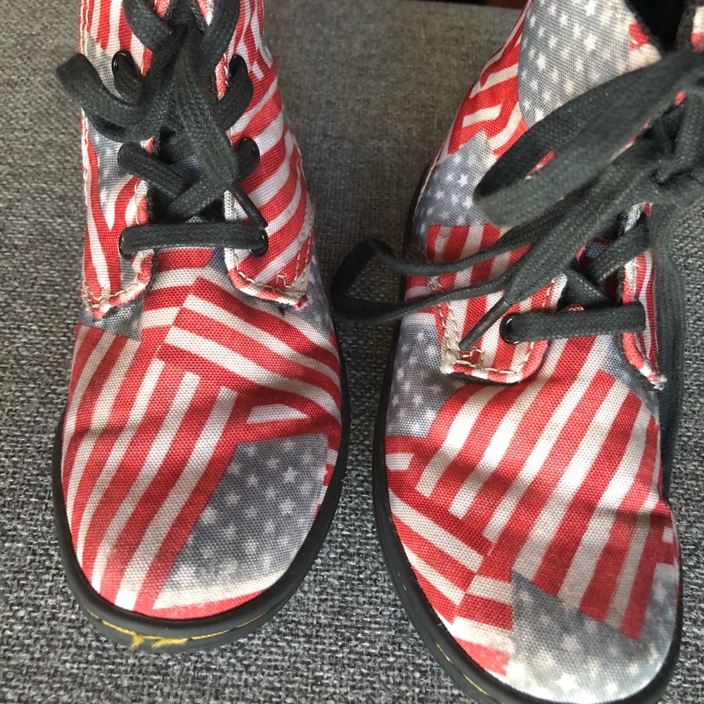 Dr martens Laney toddler US 9 flag